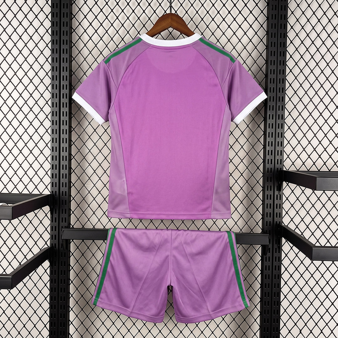 Leeds United 2026/27 Goalkeeper - Kid Kit