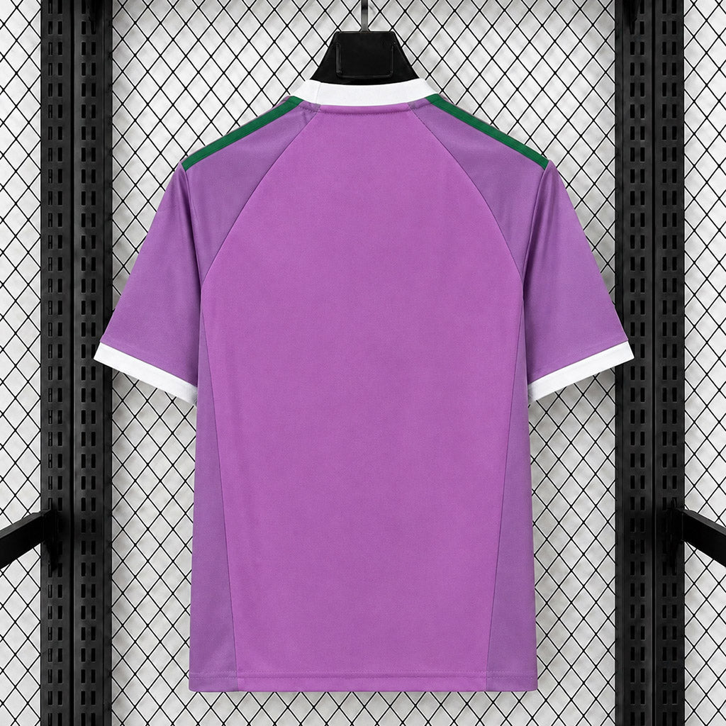 Manchester United 2026/27 Goalkeeper Pink - Fan Version