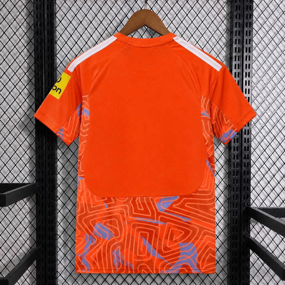 Newcastle United 2026/27 Goalkeeper Orange - Fan Version