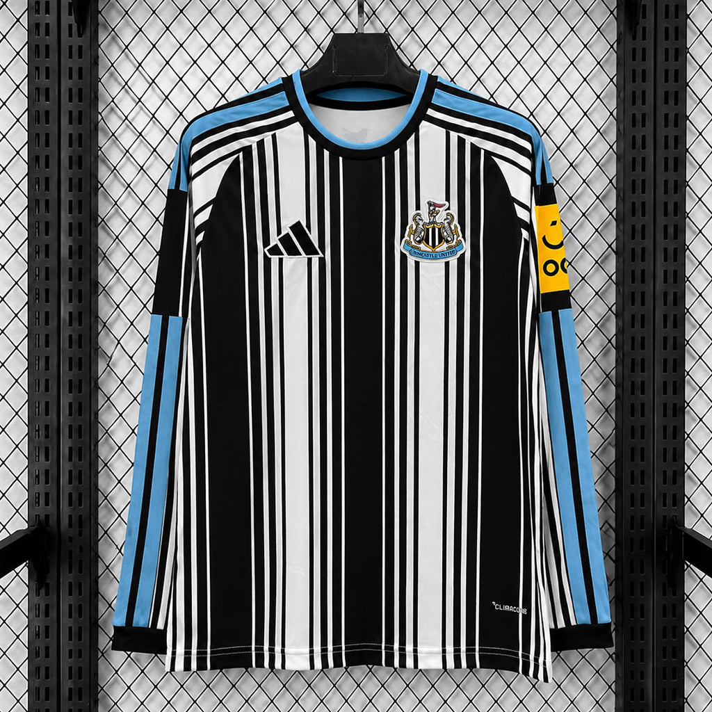 Newcastle United 2026/27 Home Long Sleeve - Fan Version