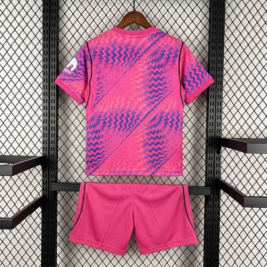 Tottenham Hotspur 2026/27 Goalkeeper Pink - Kid Kit