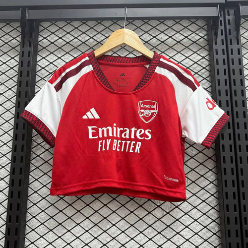Women’s cropped home football jersey, red with white sleeves, Arsenal crest and sponsor text
