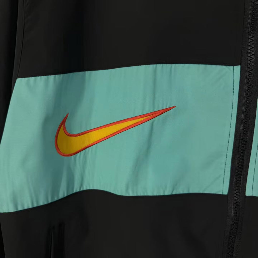 Barcelona 2026/27 Black 1996 Retro Style Windbreaker