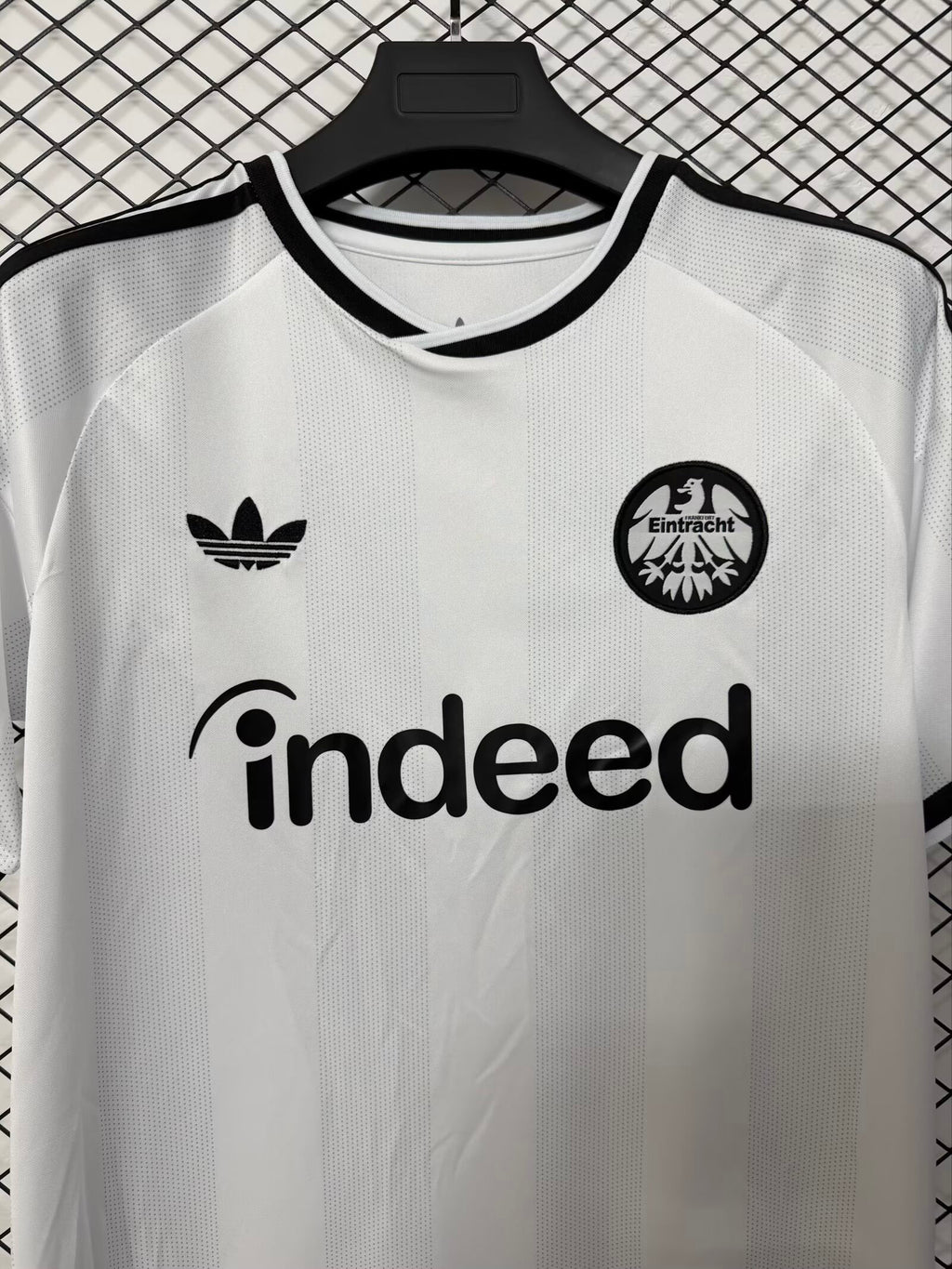 Eintracht Frankfurt 2026/27 Away - Fan Version