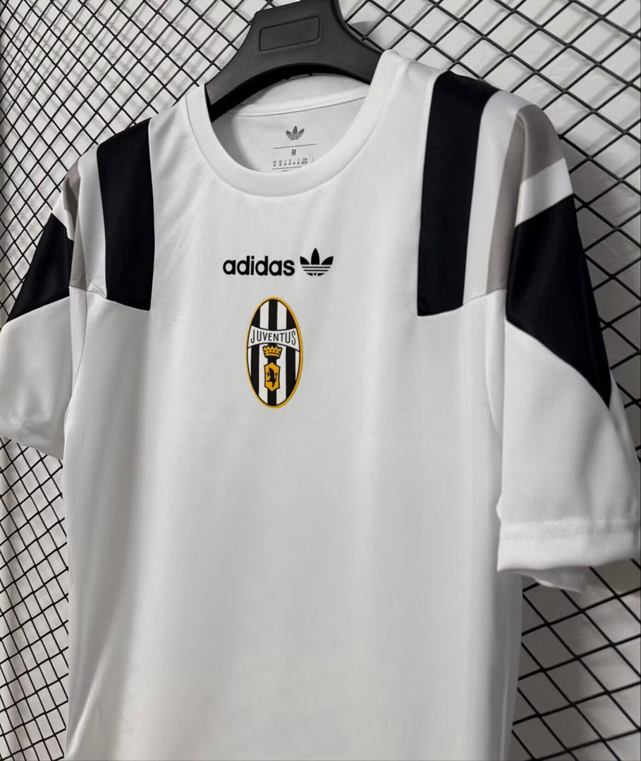 Juventus 2026/27 White EQT Shirt