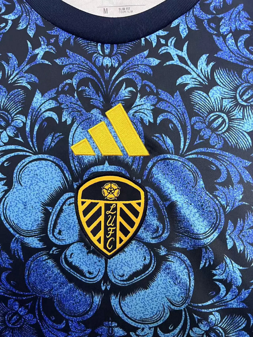 Leeds United 2026/27 Pre-Match Top