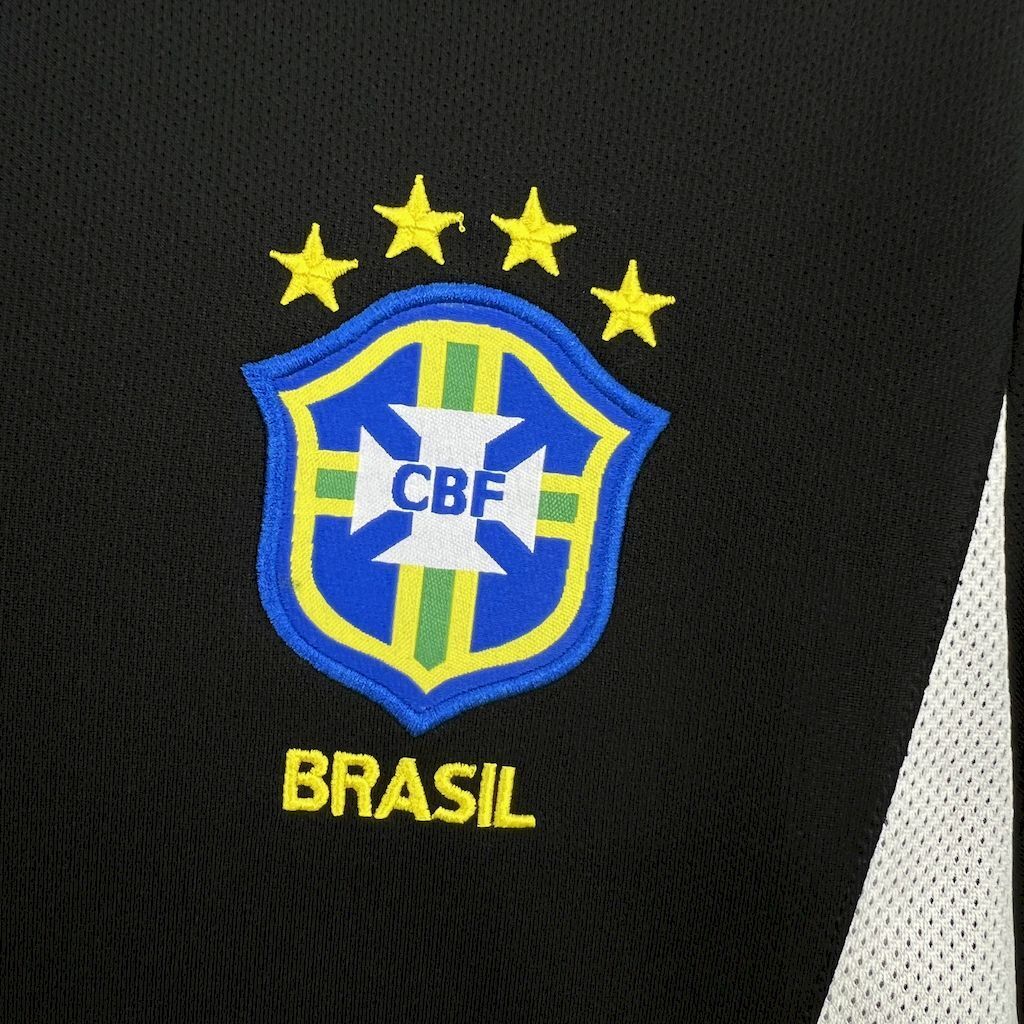 Brazil 2002 Goalkeeper - Retro