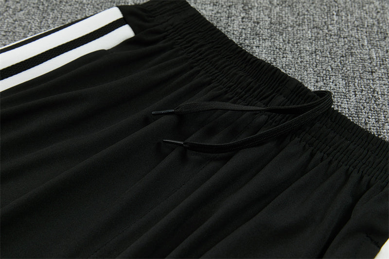 Spain 2026/27 Black ¼  Zip Training Set | Adult + Kids Sizes