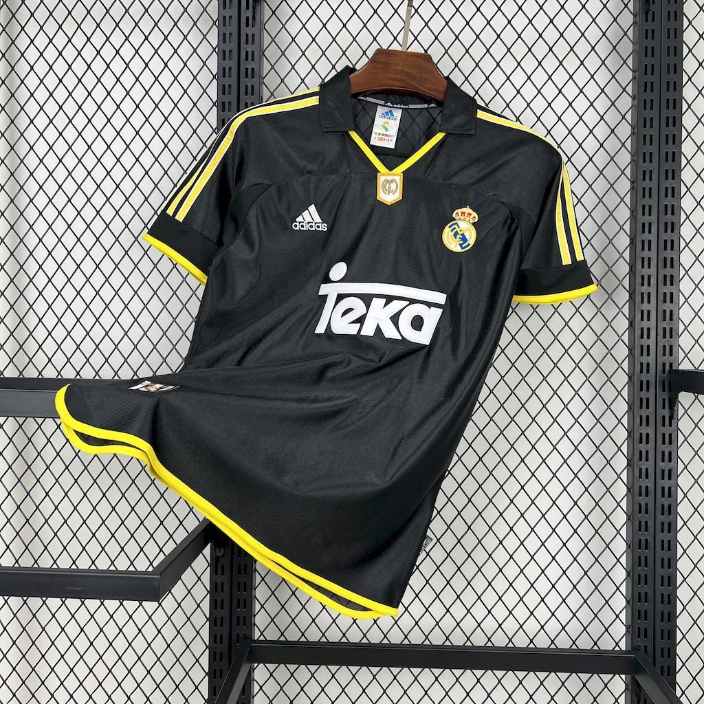 Real Madrid  1999/01 Away - Retro