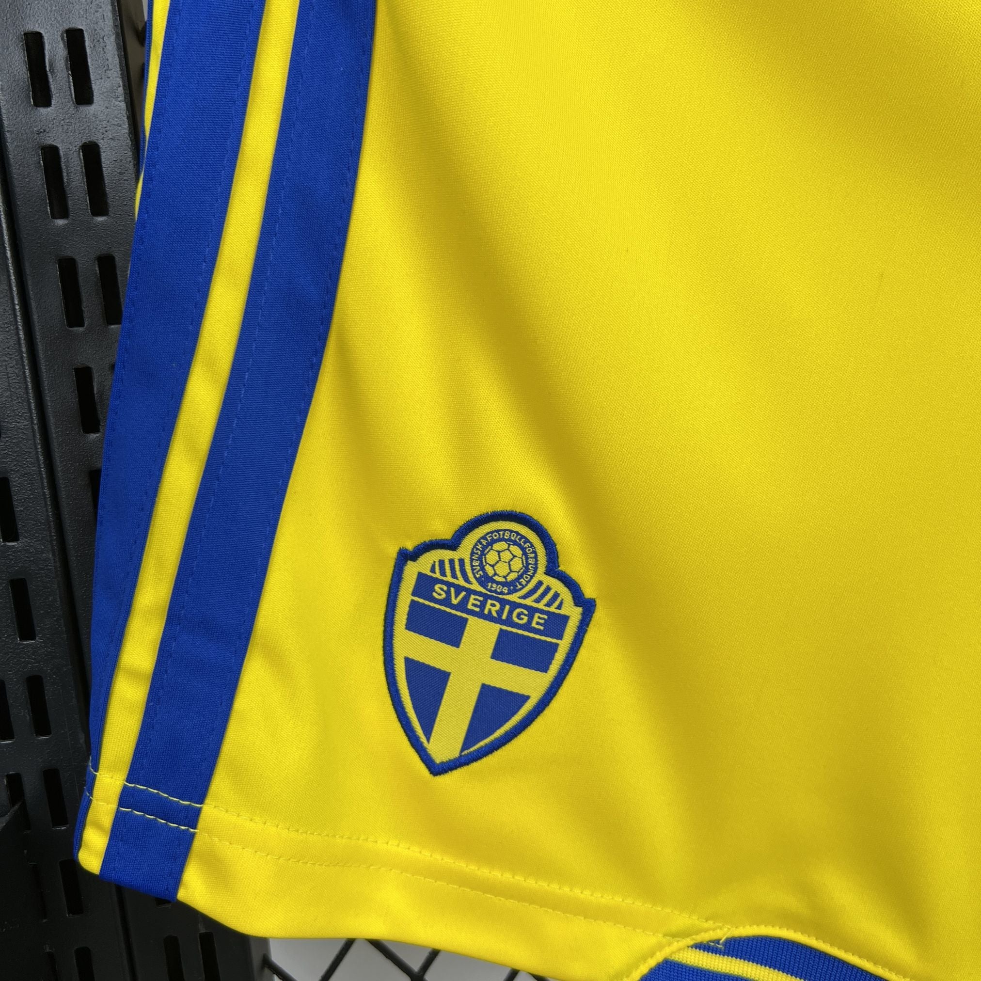 Sweden 2026 Away - Fan Shorts