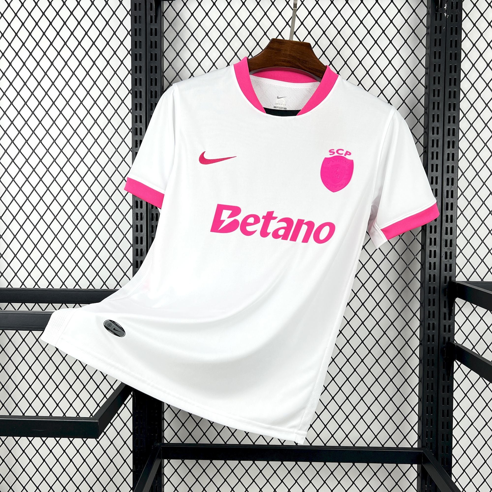 Sporting CP 2025/26 Pink October - Fan Version