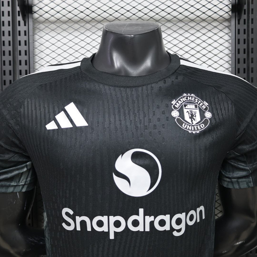Manchester United 2026/27 Goalkeeper Black - Player Version