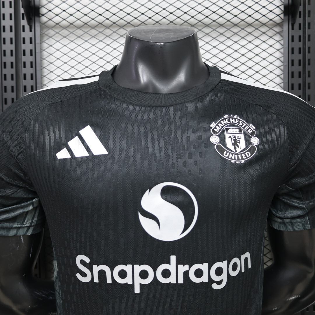 Manchester United 2026/27 Goalkeeper Black - Player Version