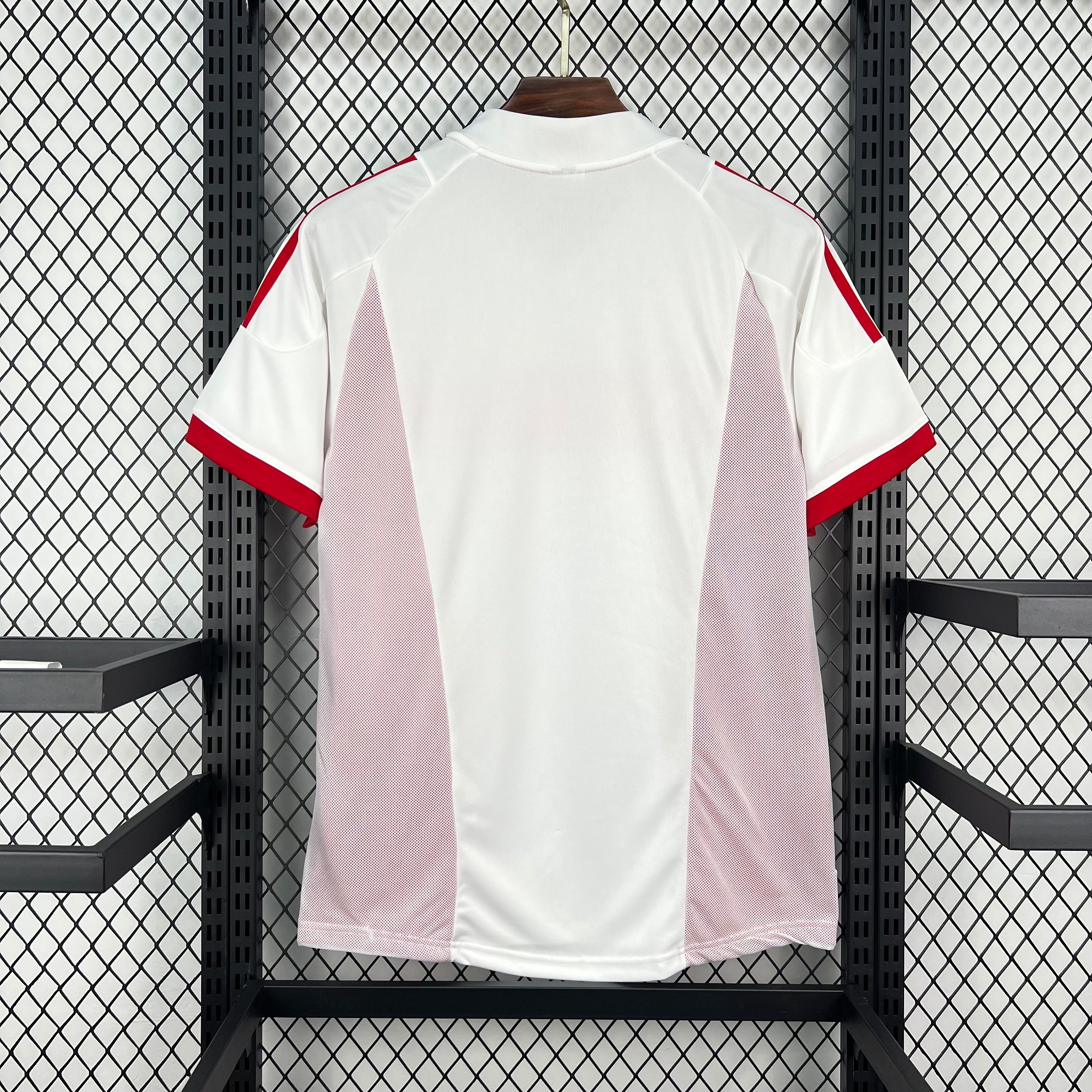 Turkey 2002 Away - Retro