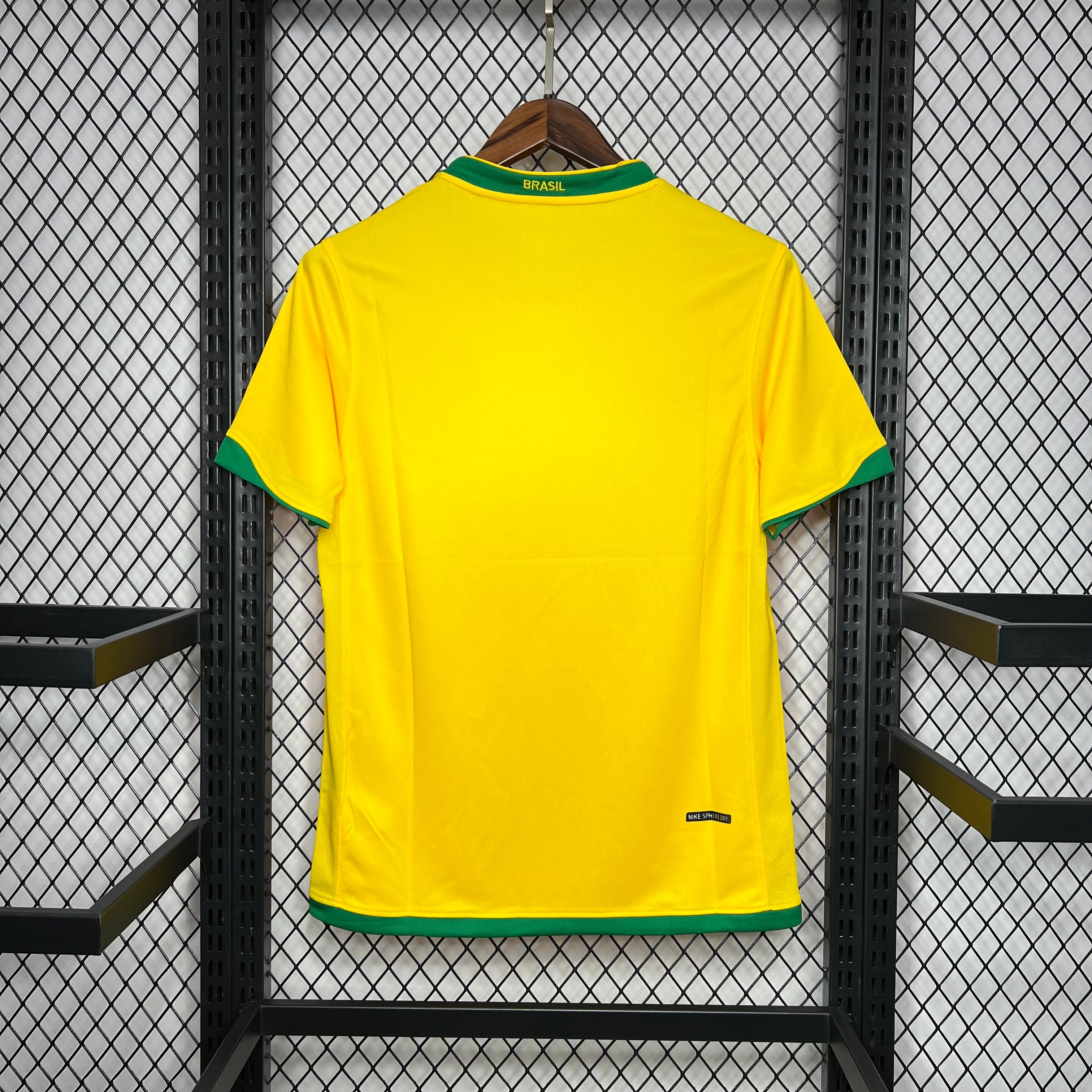 Brazil 2006 Home - Retro