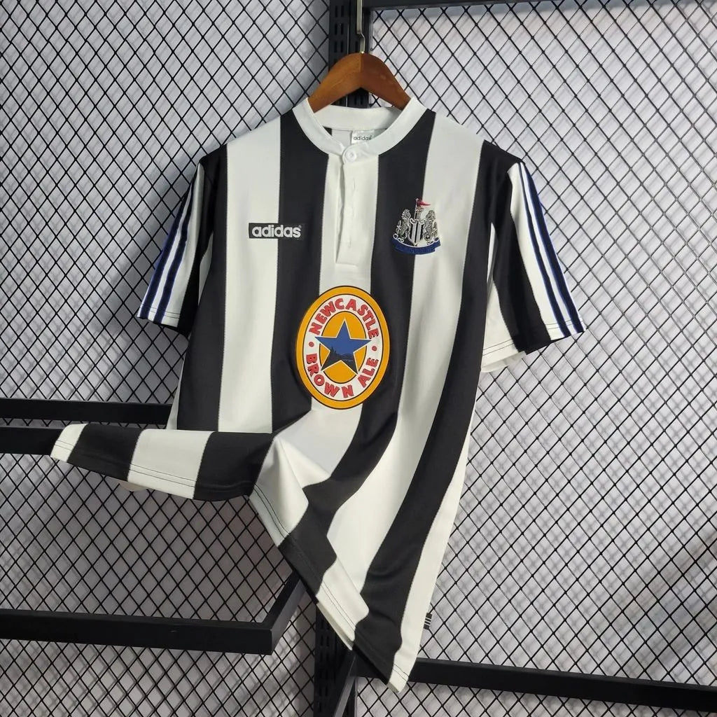 Newcastle United 1995/97 Home - Retro