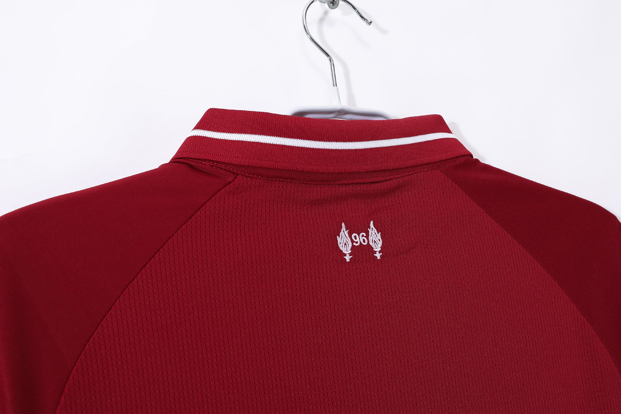 Liverpool FC 2018/19 Home - Retro
