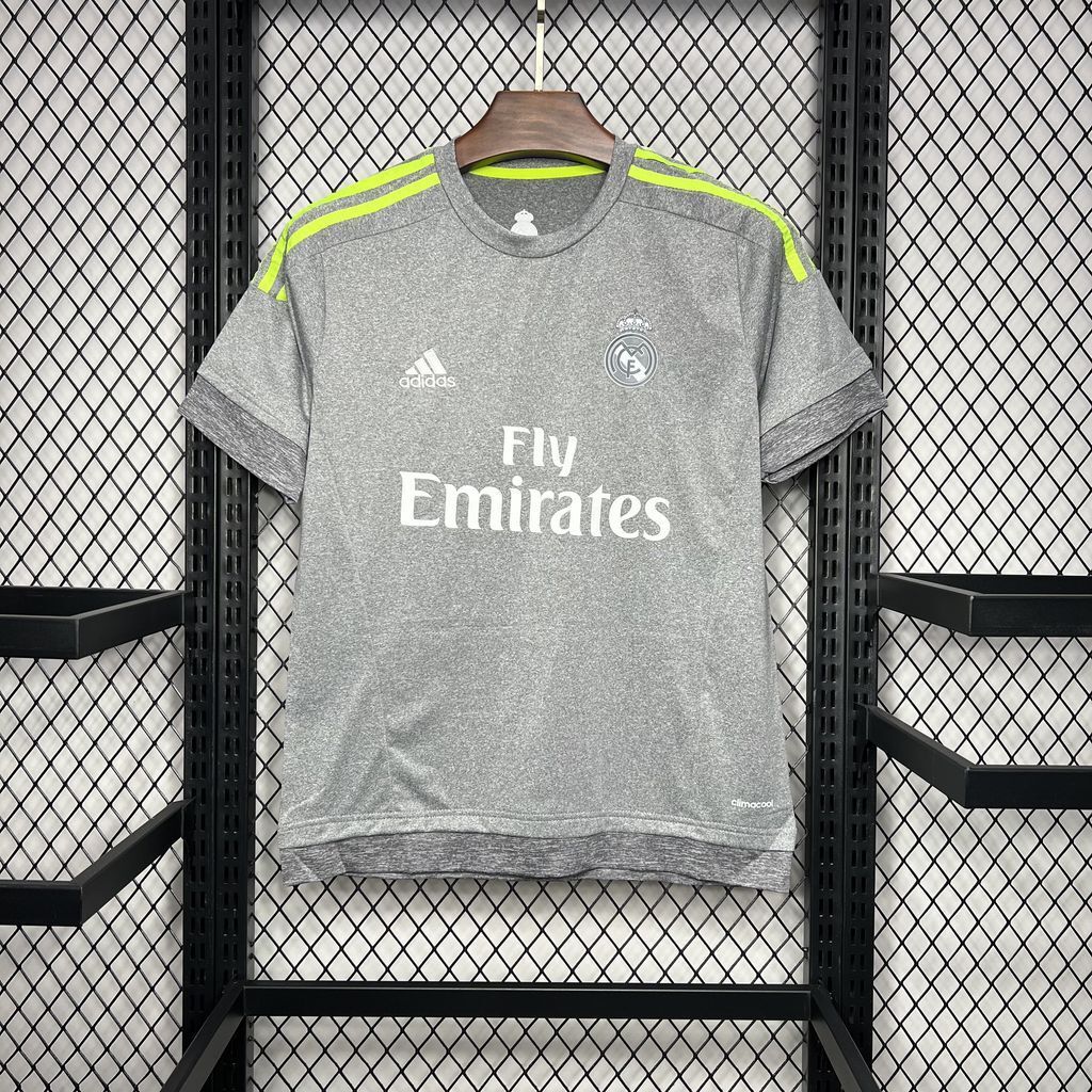 Real Madrid 2015/16 Away - Retro