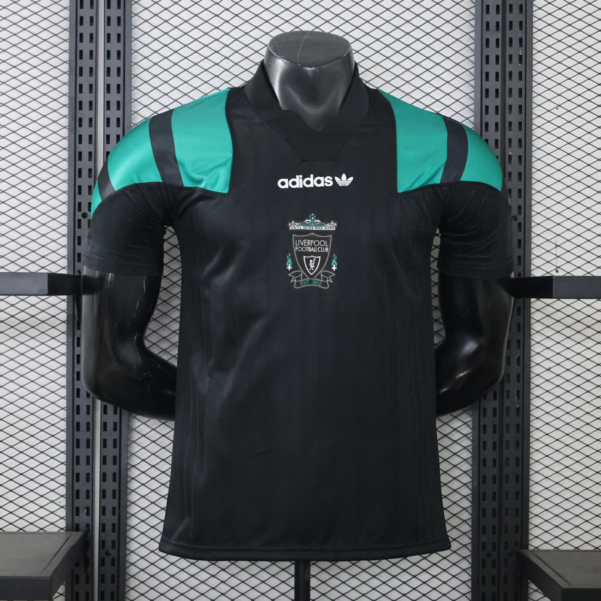 Liverpool FC 2026/27 Black EQT Shirt - Player Version