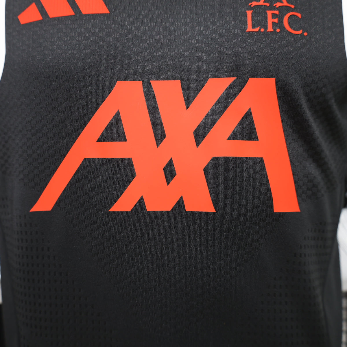 Liverpool FC 2026/27 Black ¼  Zip Player Version Training Top