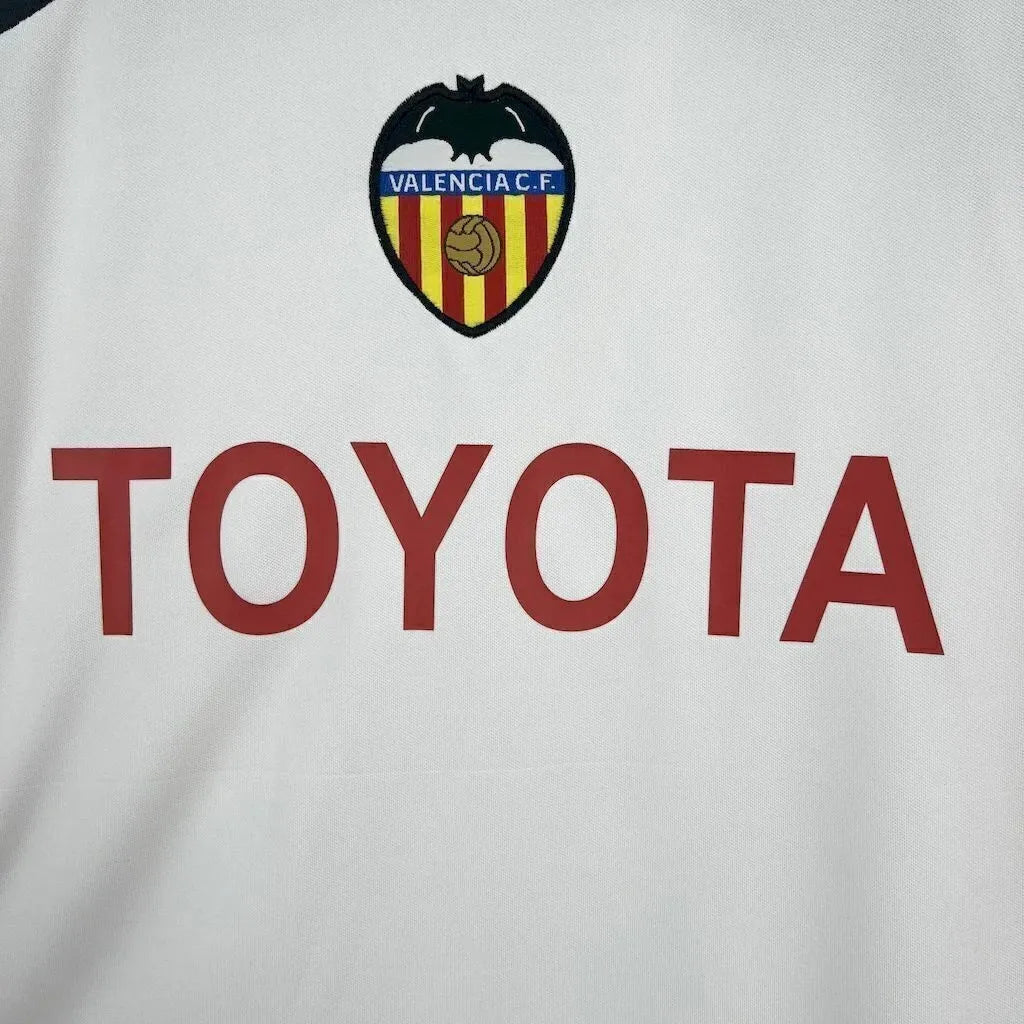 Valencia 2004/05 Home - Retro