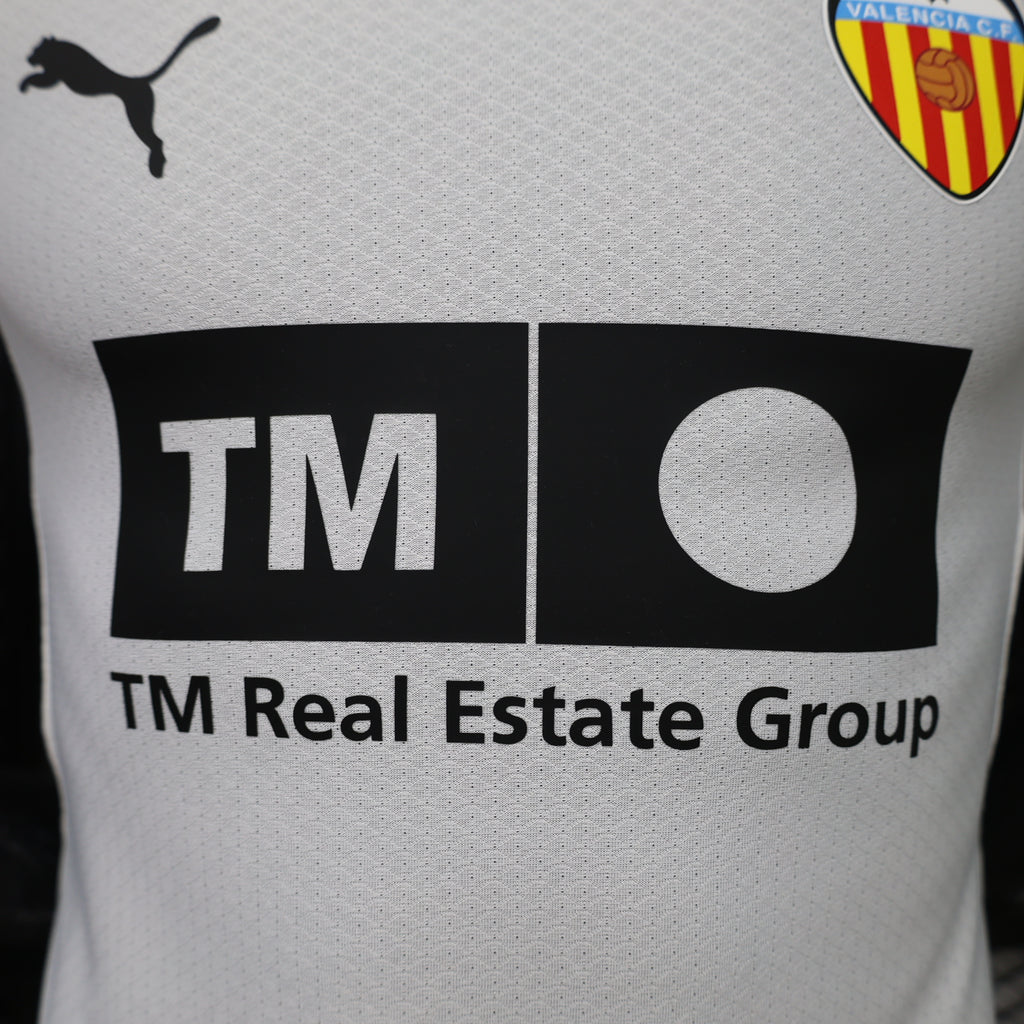Valencia 2026/27 Home - Player Version