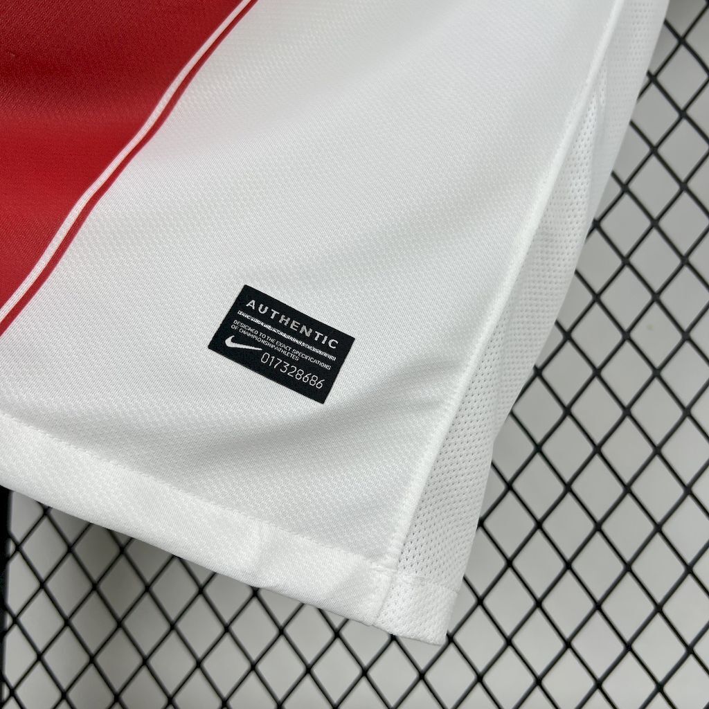 Portugal 2010 Away - Retro
