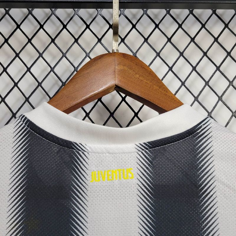 Juventus 2011/12 Home - Retro