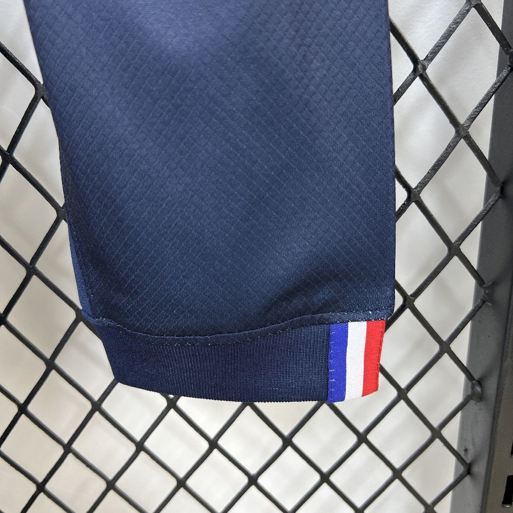 Paris Saint-Germain 2025/26 Home Long Sleeve - Fan Version