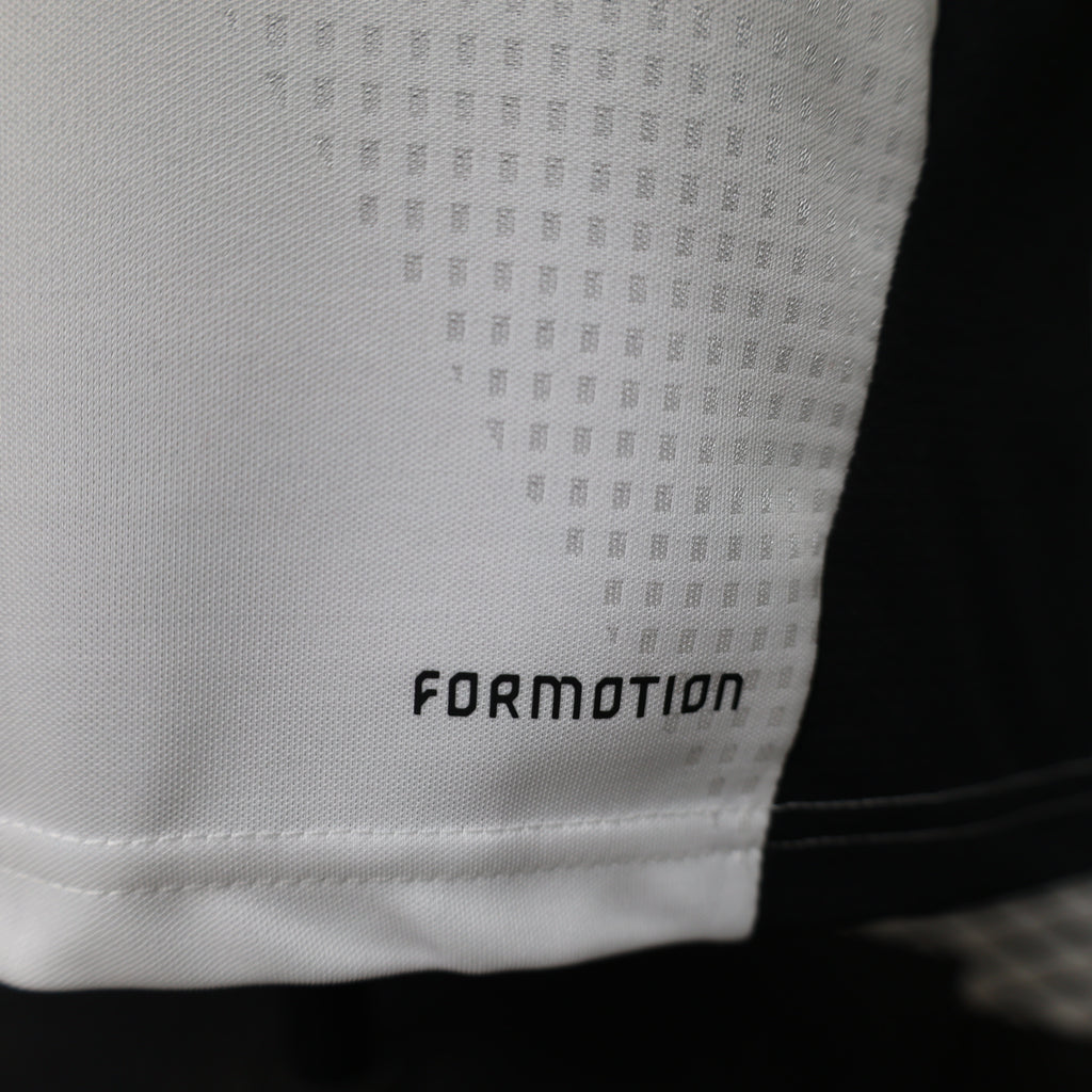 Liverpool FC 2026/27 White ¼  Zip Player Version Training Top