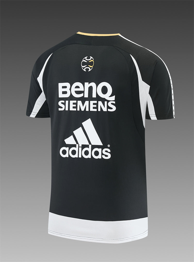 Real Madrid 2006/07 Black Retro Training Top