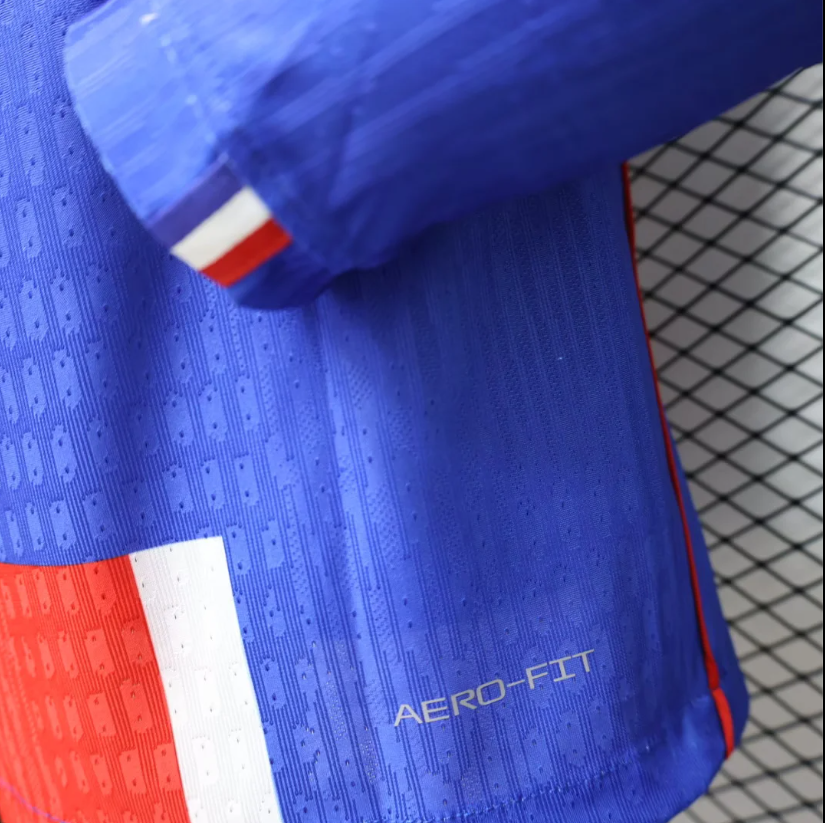 Paris Saint-Germain 2026/27 Home Long Sleeve - Player Version