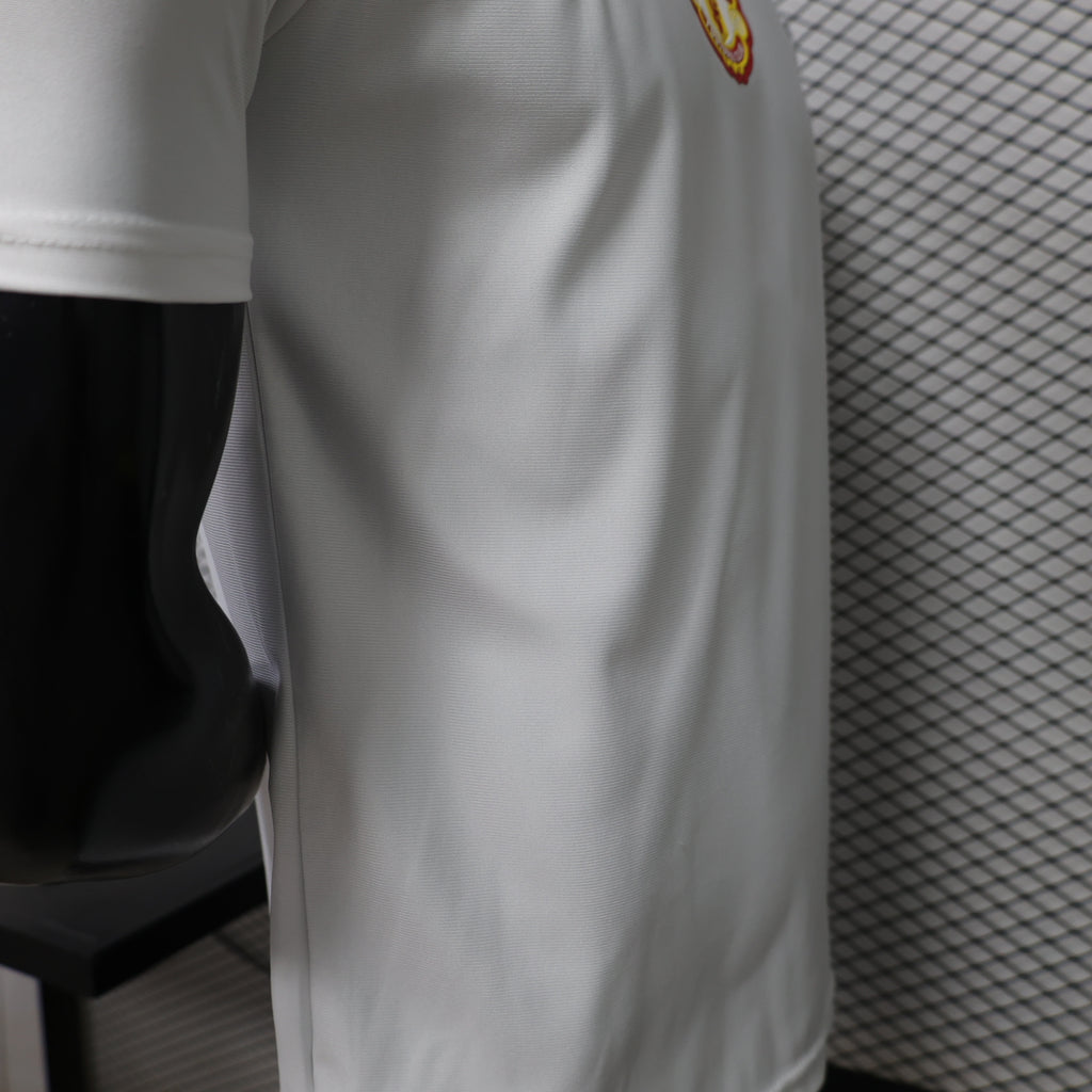 Manchester United 2026/27 White EQT Shirt - Player Version