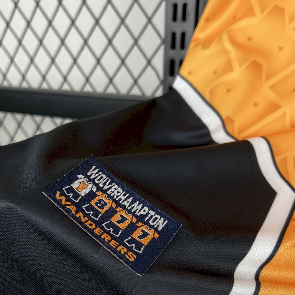 Wolverhampton 1996/98 Home - Retro