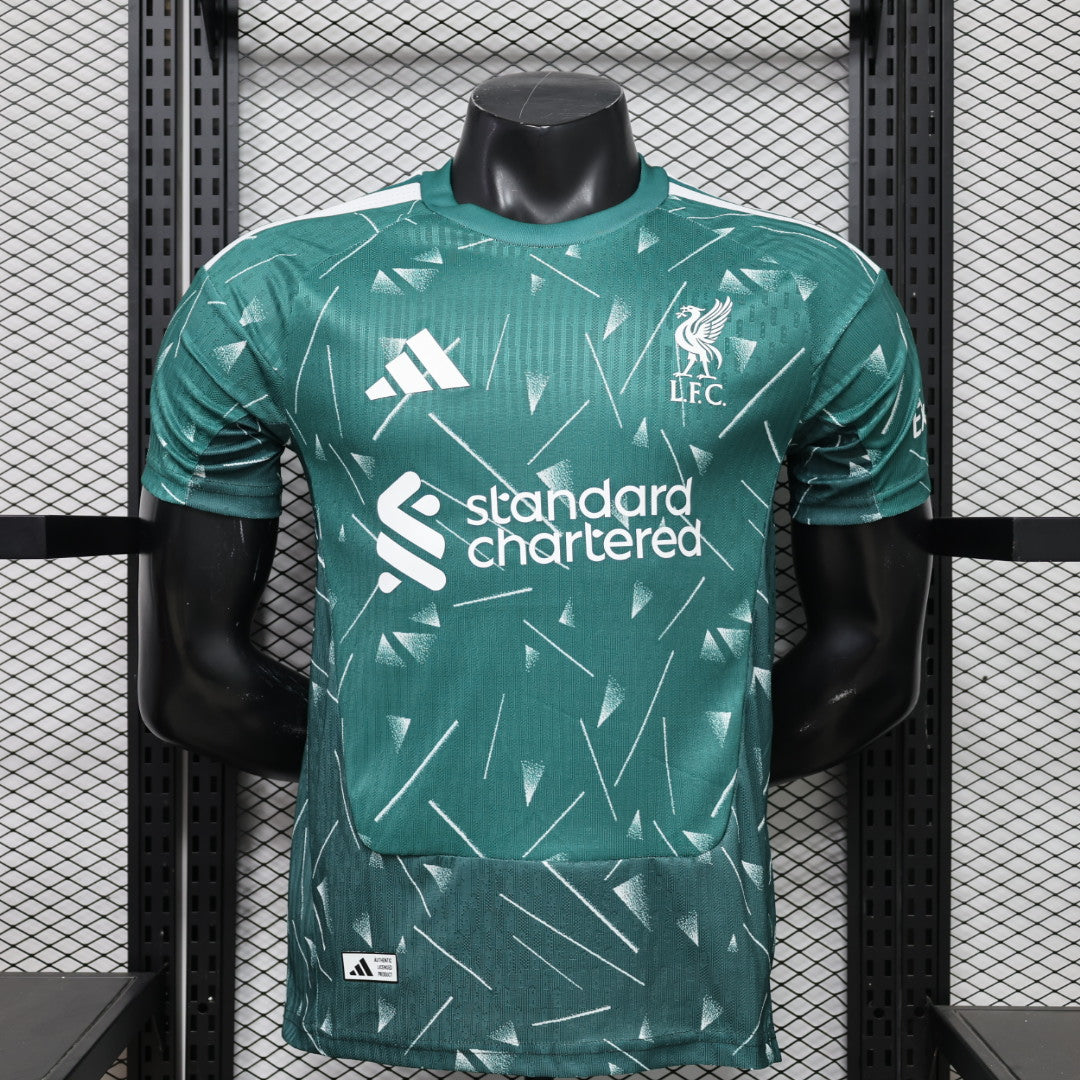 Liverpool FC 2026/27 Home Goalkeeper - Player Version
