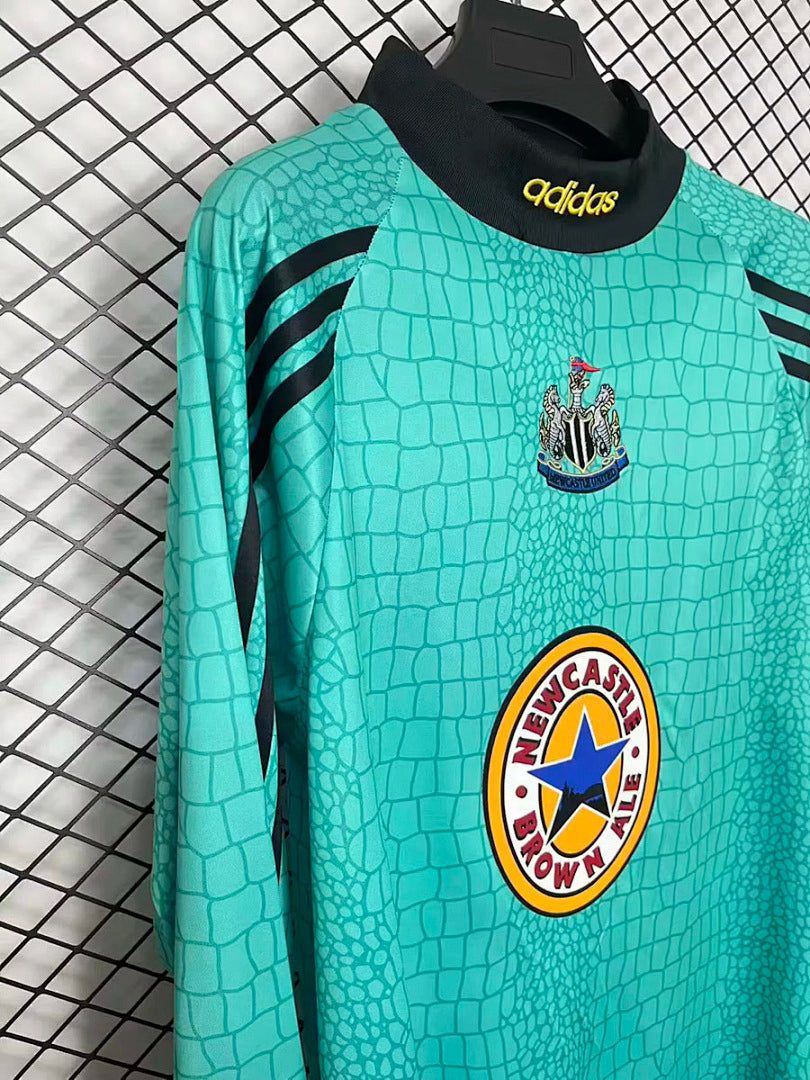 Newcastle United 1997/98 Goalkeeper Long Sleeve - Retro