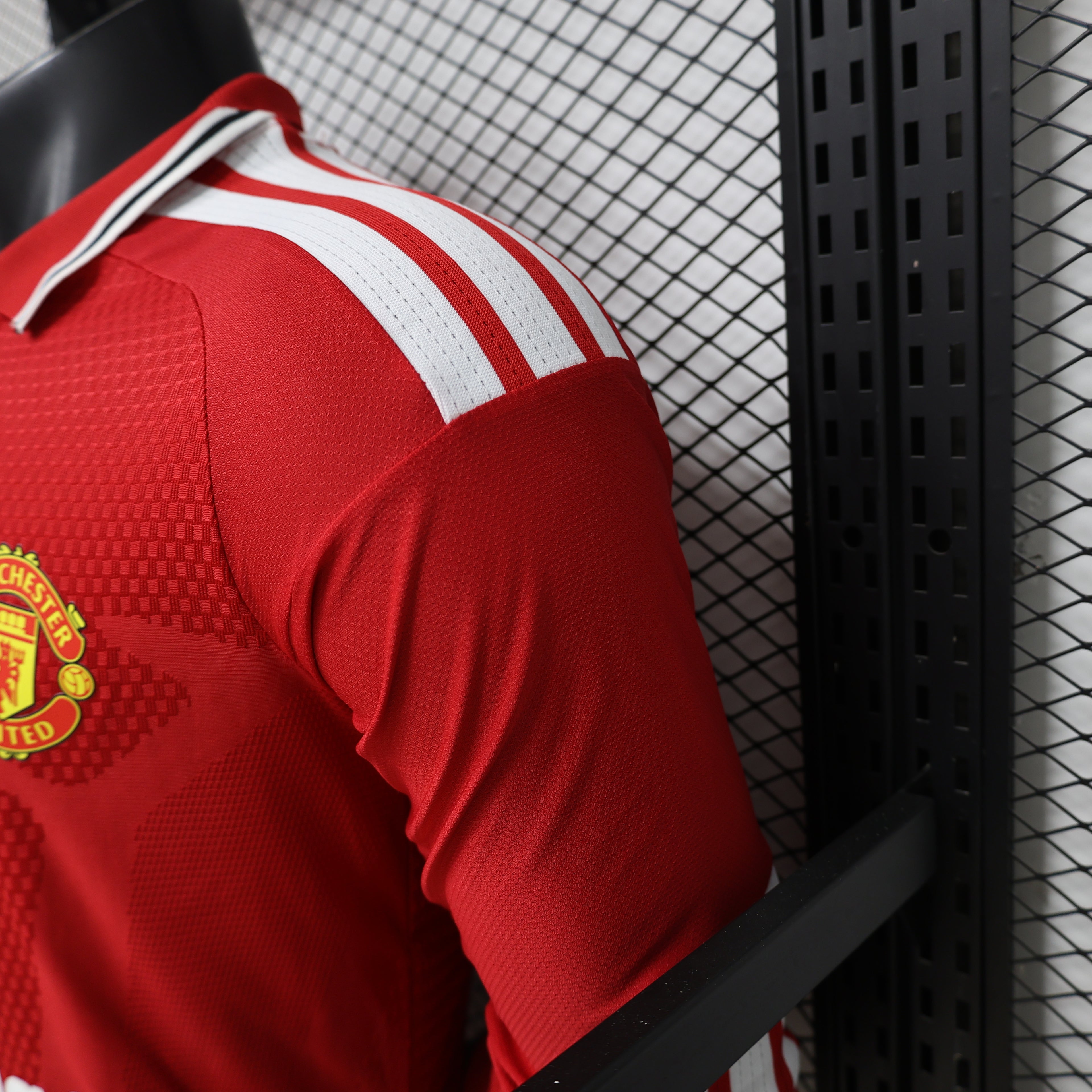 Manchester United 2026/27 Home Long Sleeve - Player Version