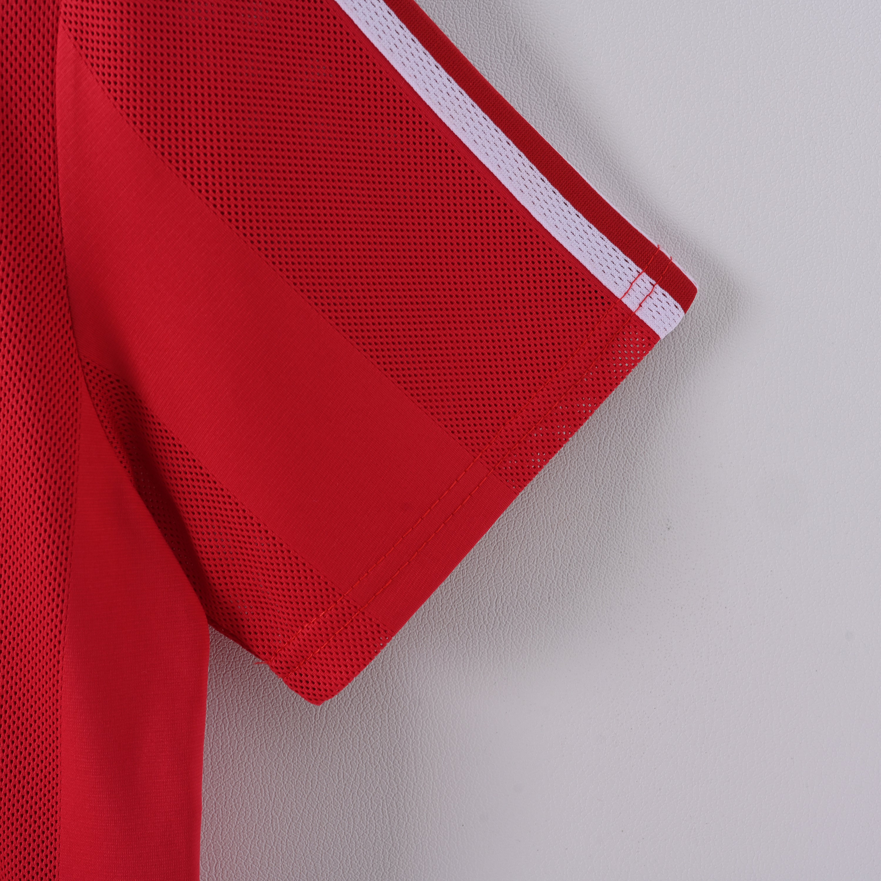 Liverpool FC 1995/96 Home - Retro