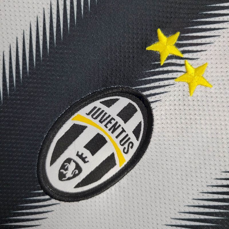Juventus 2011/12 Home - Retro