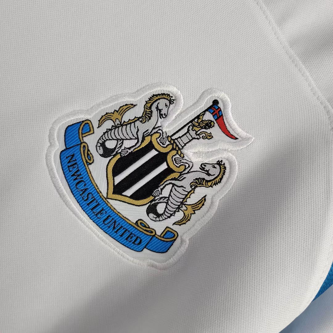 Newcastle United 1999/00 Away - Retro