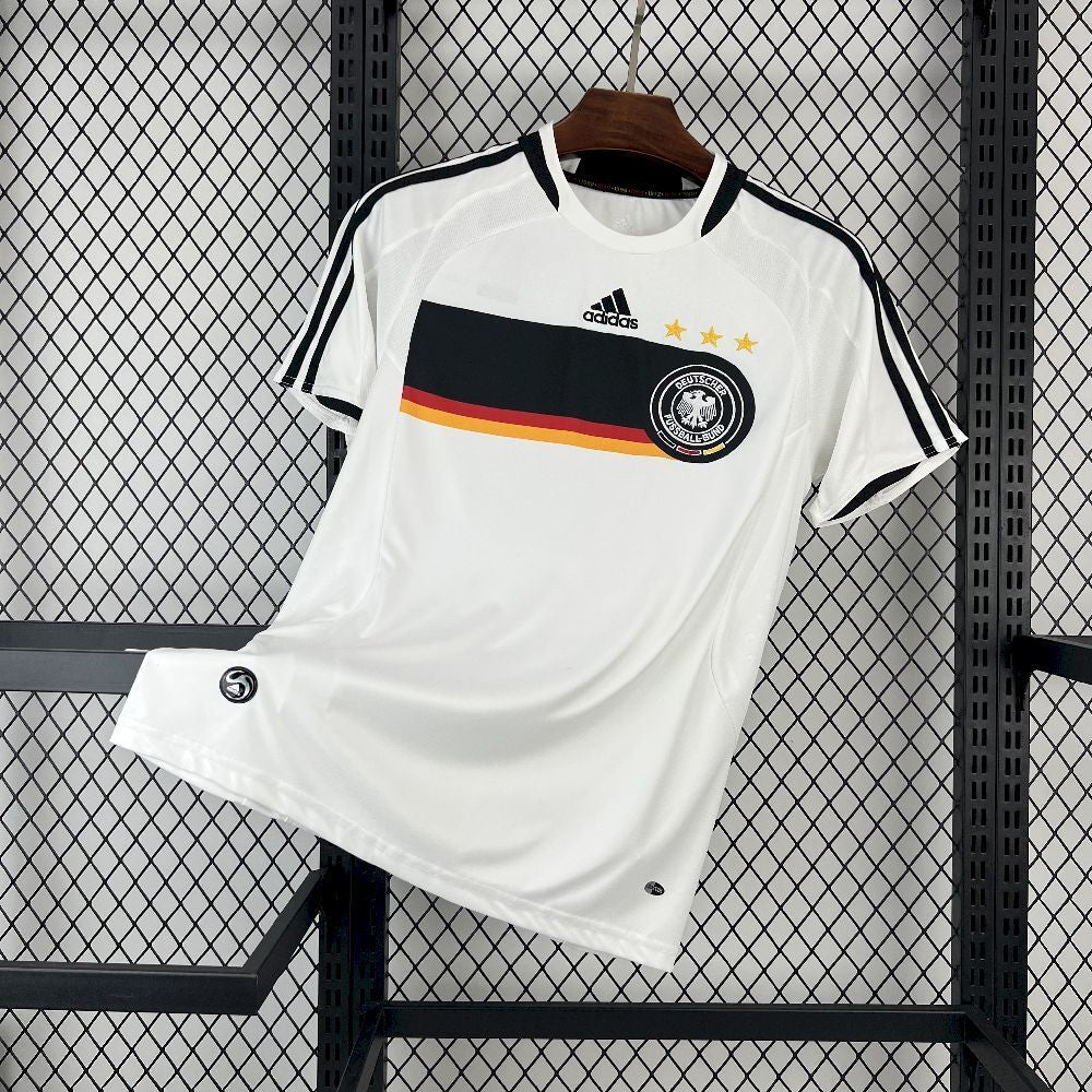 Germany 2008 Home - Retro