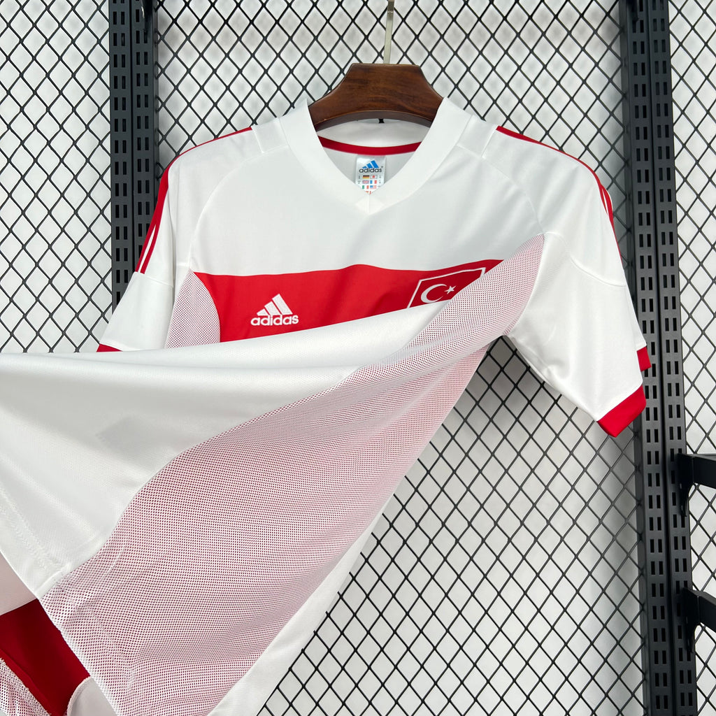 Turkey 2002 Away - Retro