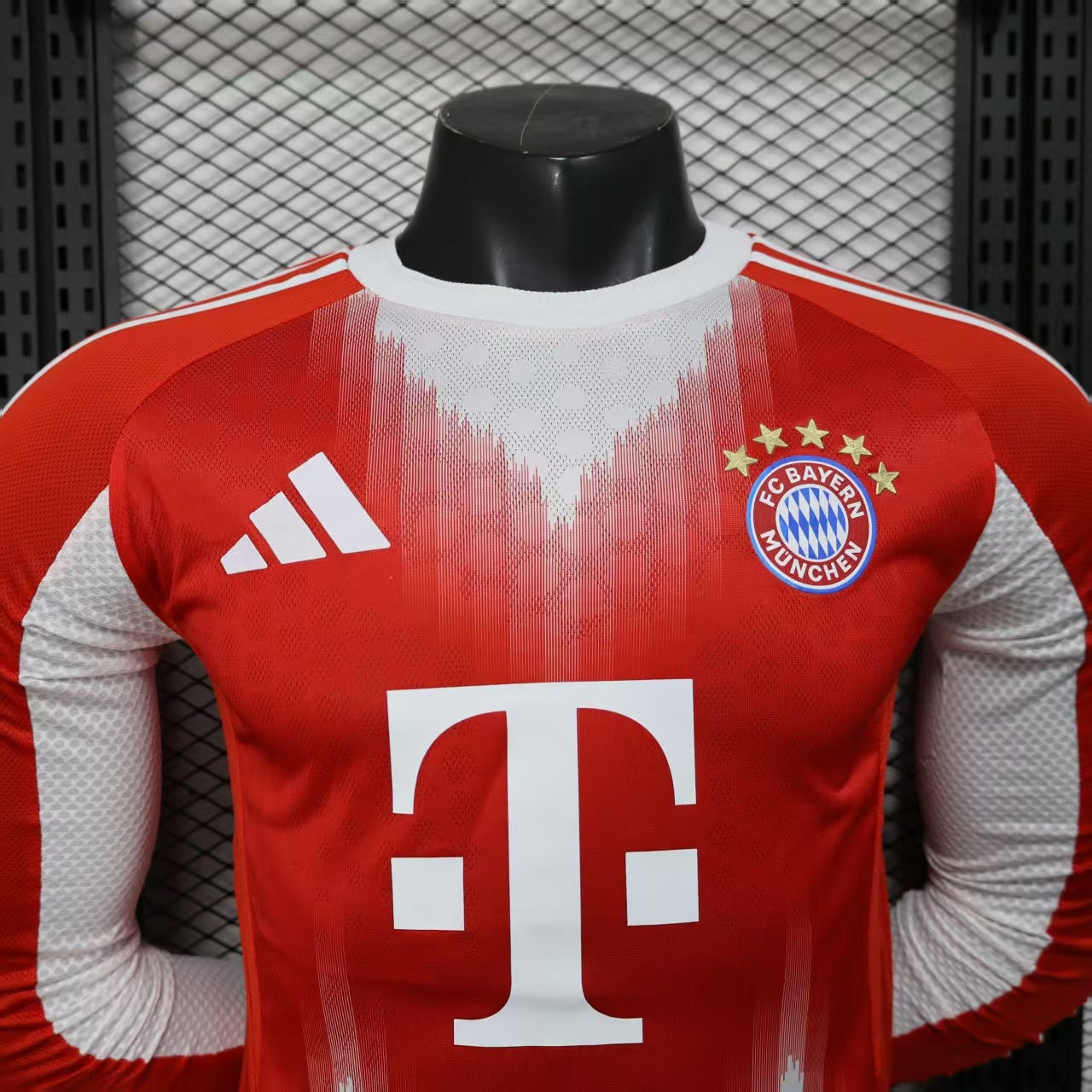 Bayern Munich 2025/26 Home Long Sleeve - Player Version