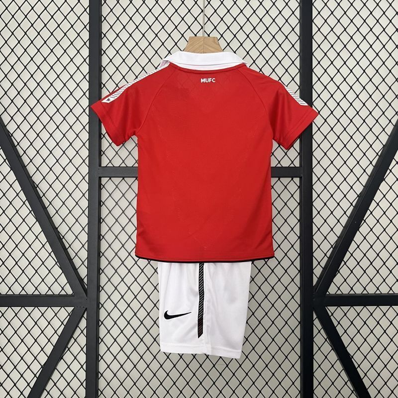 Red Manchester United home kid football jersey and white shorts, MUFC back print
