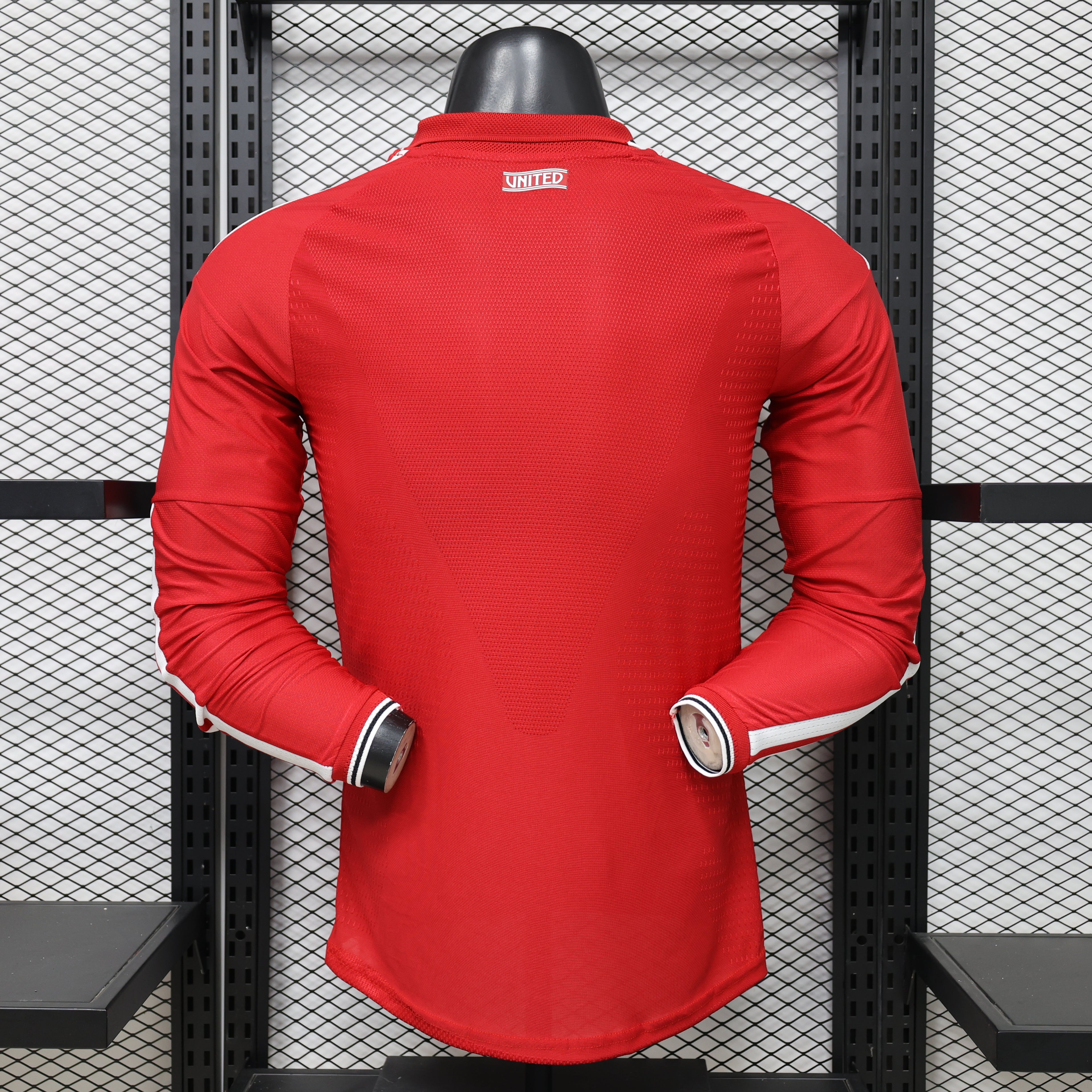 Manchester United 2026/27 Home Long Sleeve - Player Version