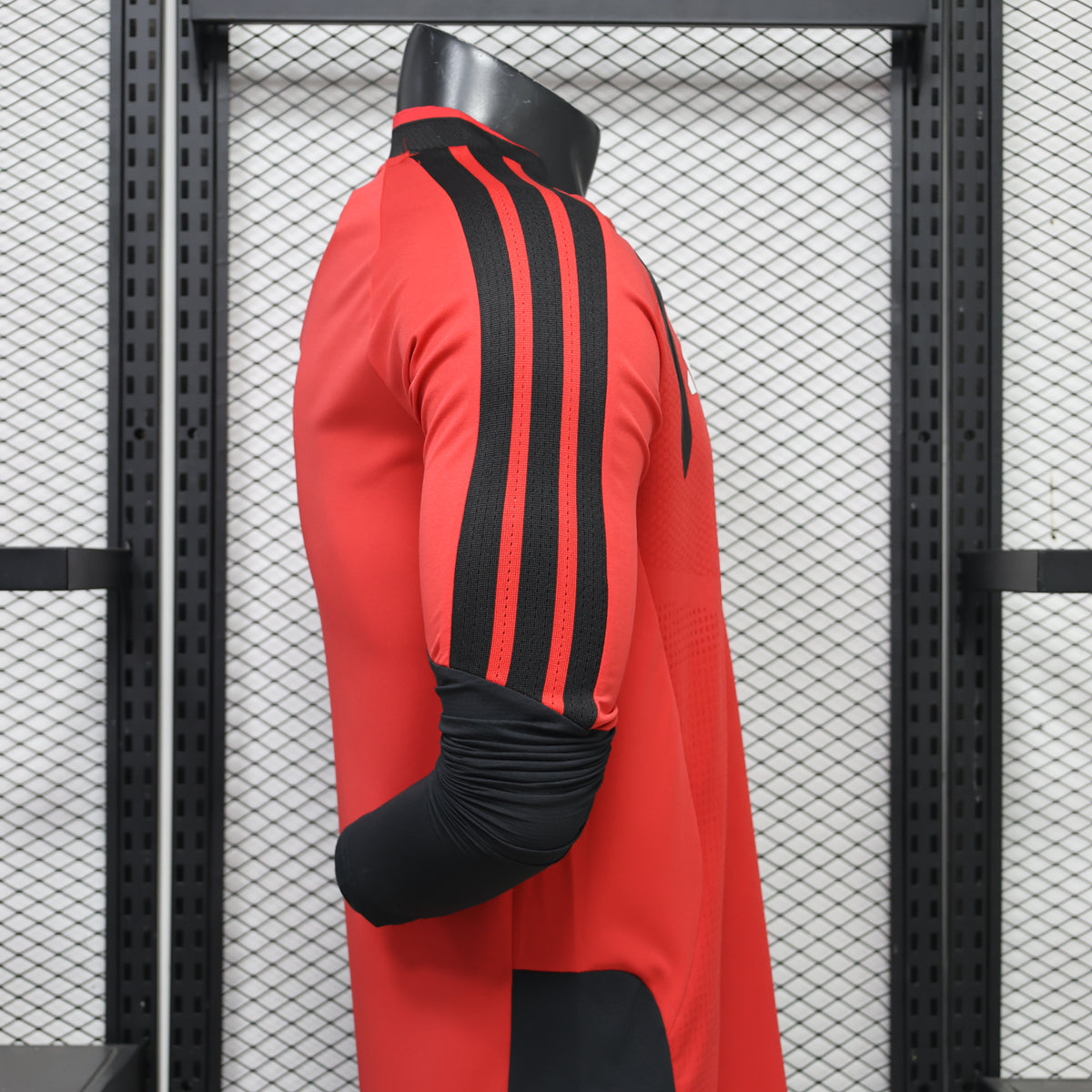 Manchester United 2026/27 Red ¼  Zip Player Version Training Top