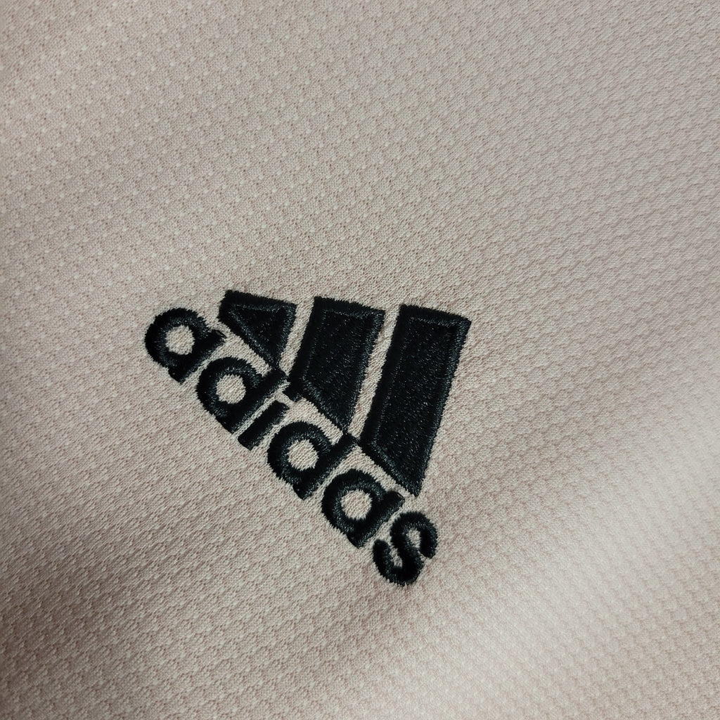 Manchester United 2018/19 Away - Retro