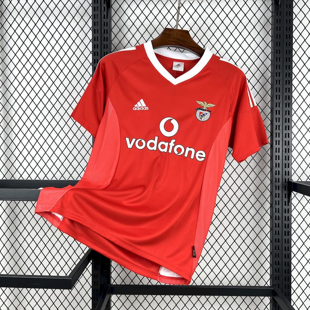 Red soccer jersey with white V-neck collar, Vodafone sponsor, Benfica crest