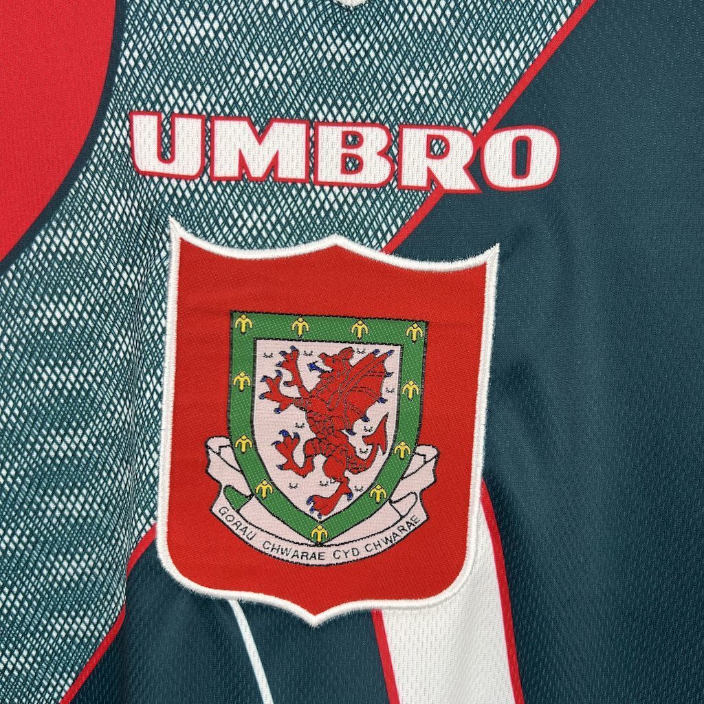 Wales 1994 Away - Retro