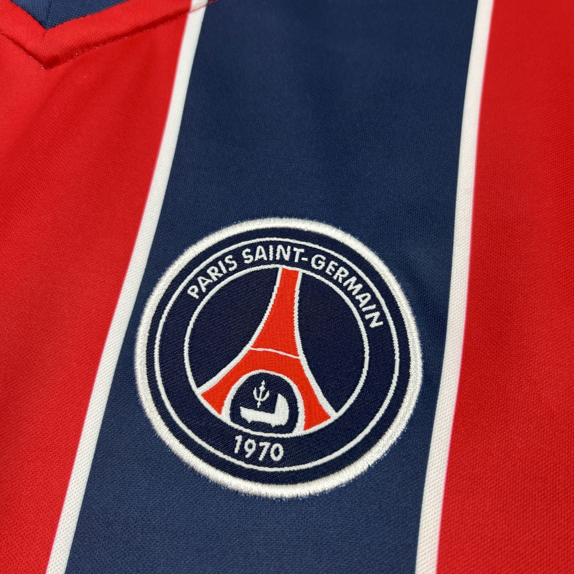 Paris Saint-Germain 2004/2005 Away - Retro
